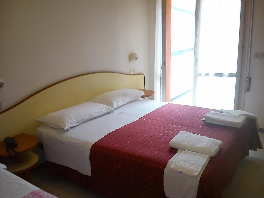 Hotel Darsena 체제나티코